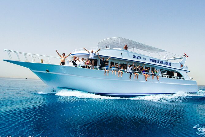 2-Dive adventure-Safe & Top-rated boat for Certified Divers - Key highlights that matter on a Red Sea day