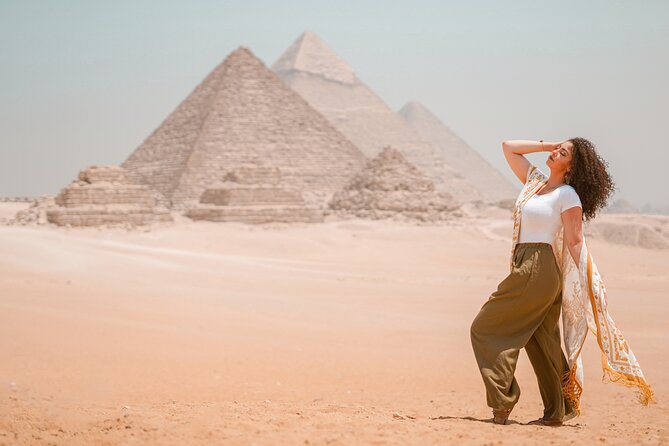 2 hrs Unique Photo session (PhotoShoot) at the Pyramids of Giza - Photos Included: Up to 15 Edited Images Per Person