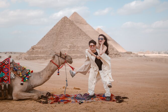 2 hrs Unique Photo session (PhotoShoot) at the Pyramids of Giza - Meeting Point at the Great Pyramid Area, and Back Again