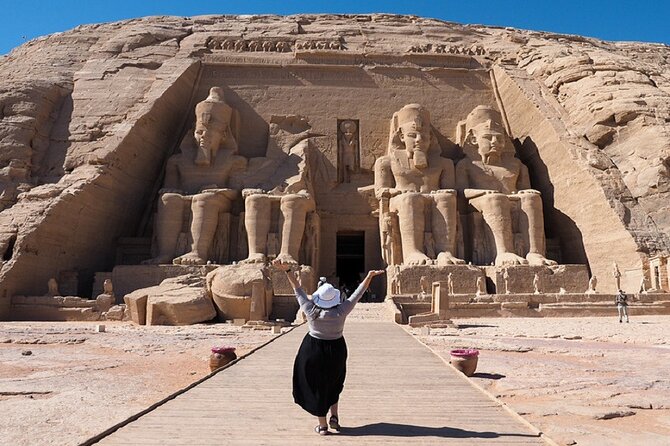 2 Nights Nile cruise from Luxor to Aswan - The boat experience: 5-star comfort, full-board meals, and roof views