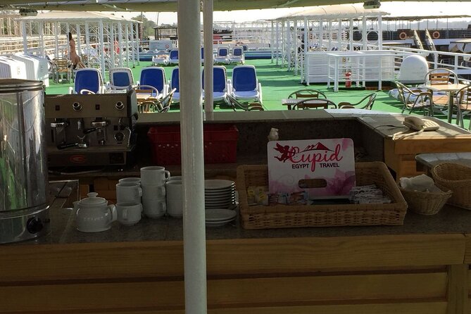2 nights Nile cruise includes tours from Aswan to luxor - Your guide can make or break the experience