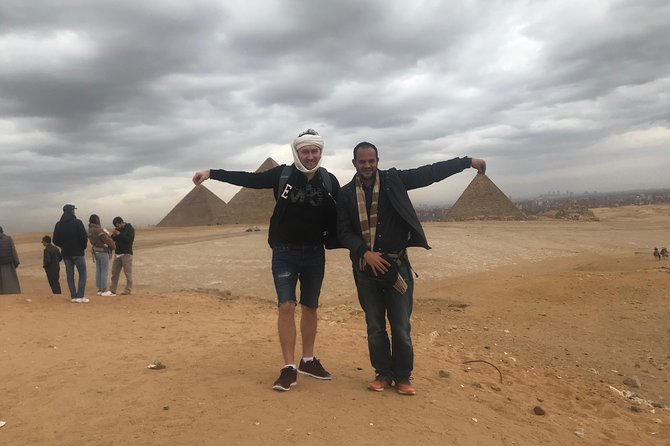 4 Hour Giza Pyramids & Sphinx Tour - Sphinx Time at Giza: History With Your Feet On the Ground
