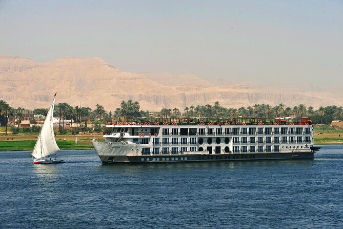 5-Day Luxor and Aswan Nile Cruise with Abu Simbel and Hot Air Balloon - Day 2: Luxor Temple, Karnak, and a sunrise-style hot air balloon over Luxor