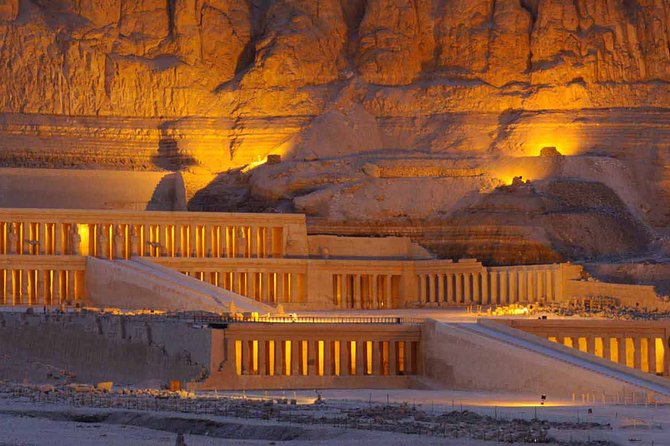 6 Days Hypnotic Cairo & Nile Cruise Tour Package - Day One in Cairo: Airport Fast Track, 5-star Check-in, and a Nile Dinner Show