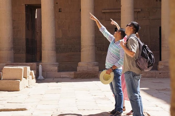 8-Day Private Tour Cairo, Aswan, Luxor and Nile Cruise Including Air Fare - Day 2: Giza Pyramids, Valley Temple, Sphinx, then the Egyptian Museum
