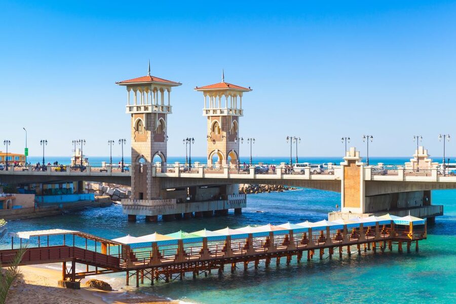 Alexandria: Archeological Day Tour - Abbo Elabbas Mosque and the Old Harbor Mood Across the Corniche