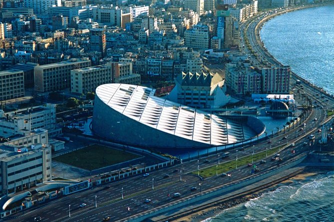 Alexandria Full Day Trip - Kom el Shoqafa Catacombs: Roman cemetery carved into three levels