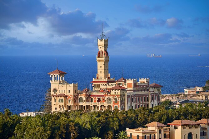 Alexandria Private Day Tour From Cairo - Pompey’s Pillar: worth seeing, and easy because you mostly look from outside
