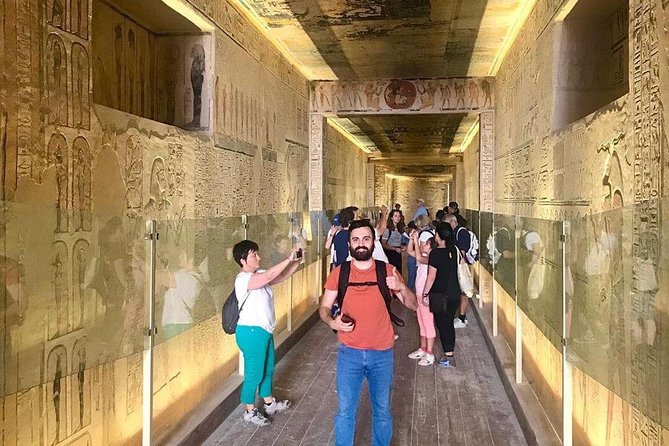 Amazing 3-Nights Cruise From Aswan To Luxor including Abu Simbel&Hot Air Balloon - Kom Ombo and Edfu: Dual Temple Views and the Horse-Carriage Moment