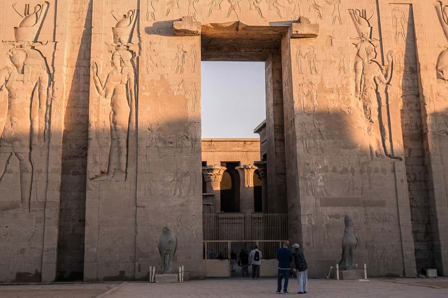 Aswan: 3 Days Nile River Cruise & Hot Air Balloon Ride - The Nile-to-Luxor combo that makes Egypt feel effortless