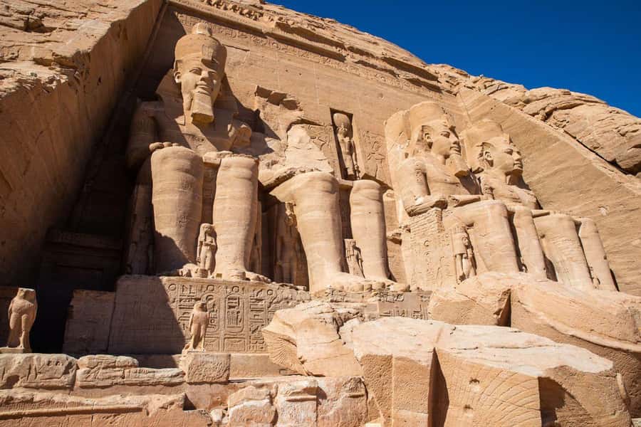 Aswan: Abu Simbel Group Tour with Guide and Entrance Fees - Hotel pickup and A/C comfort: the logistics that can make or break the day