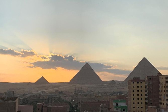Best Full-Day Tour to Giza Pyramids Egyptian Museum and Bazaar - The appeal of a one-day Giza, Museum, and bazaar combo