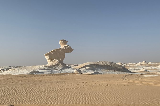 Black and White Desert Tour 2 Days 1 Night - Key highlights you will feel the moment you arrive