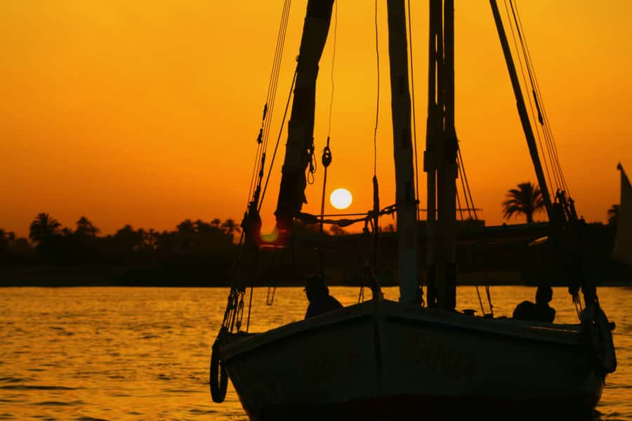 Cairo: 1 or 2-Hour Felucca Ride on the Nile with Transfers - Your English Guide on the Water: History, Stories, and Photo Help