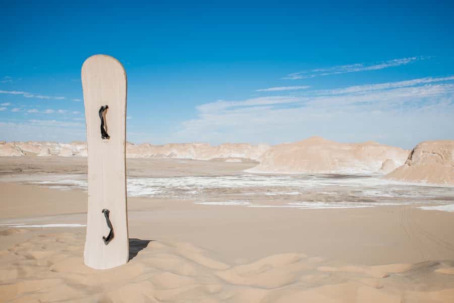 Cairo: 2-Day Bahariya Oasis Camp and Desert Tour - Bedouin Valley swim and Crystal Mountain quartz, then Agabat sandboarding