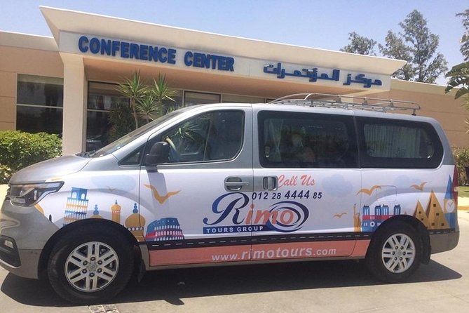 Cairo Airport Private Arrival/Departure Transfer to any address/hotel in Giza - Airport pickup that avoids the long wait game