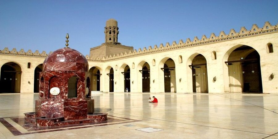 Cairo: All-Inclusive Coptic & Islamic Cairo Tour with Lunch - Private guide perks: what you actually gain with a real Egyptologist