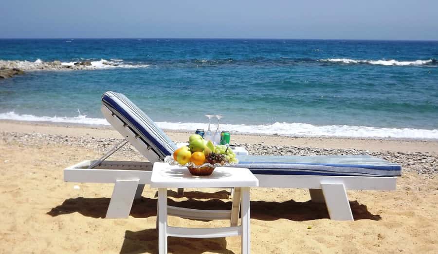 Cairo: Day Tour to the Red Sea with Lunch - 7:00 AM pickup and the private ride that keeps you sane