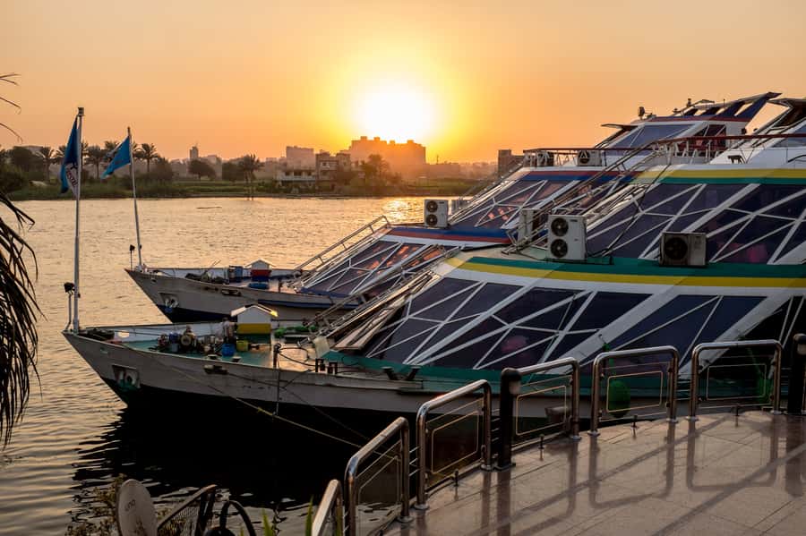 Cairo: Dinner Cruise on the Nile River - Hotel pickup at 18:30, getting to the dock without stress