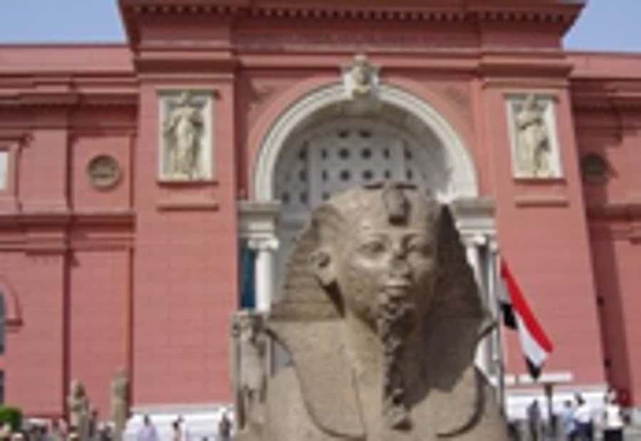 Cairo: Egyptian Museum 4-Hour Private Tour with Transfer - The museum’s timeline: seeing the big story without getting lost