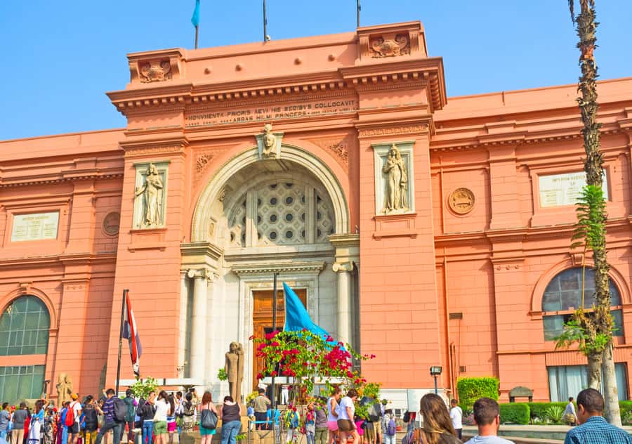 Cairo: Egyptian Museum 4-Hour Private Tour with Transfer - Tutankhamen highlights: gold, jewelry, and why the story matters