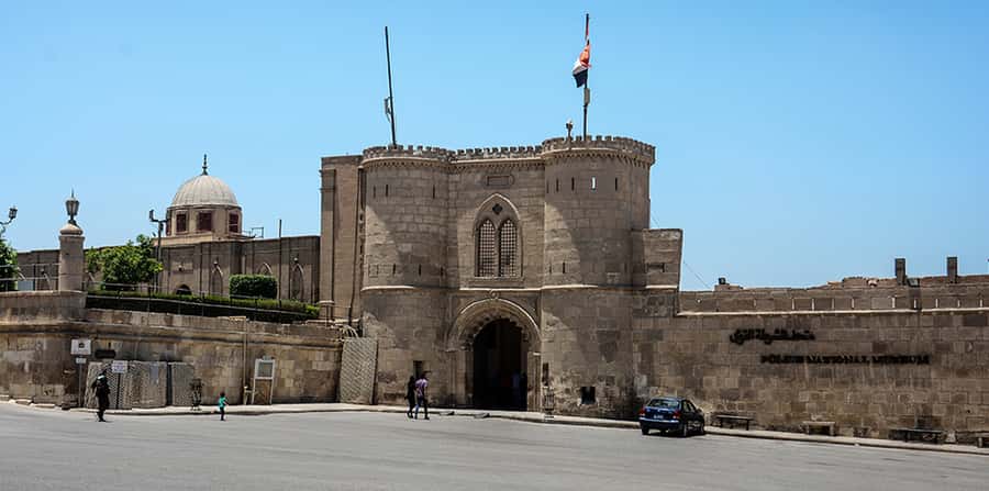 Cairo: Egyptian Museum, Citadel, and Old Cairo Guided Tour - Old Cairo: a walking loop through Hanging Church and Ben Ezra Synagogue