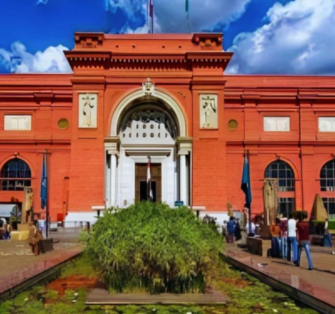 Cairo: Egyptian Museum Private Half Day Guided Tour - Inside the Museum: How Guides Turn 250,000 Objects Into Highlights