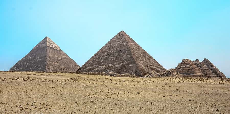 Cairo/Giza: Guided Pyramids, Sphinx and Egyptian Museum Tour - One Day, Three Giants of Ancient Egypt