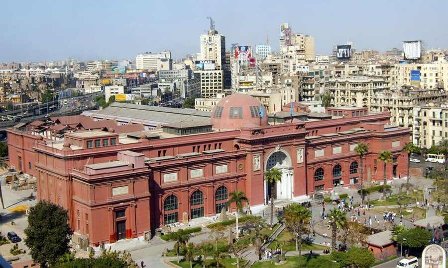 Cairo: Giza Pyramids, Egyptian Museum & Nile Dinner Cruise. - Egyptian Museum of Antiquities: what 250,000 artifacts means in real life