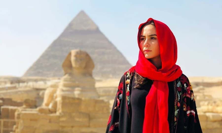 Cairo: Giza Pyramids, Egyptian Museum & Nile Dinner Cruise. - Nile dinner cruise at night: dinner, belly dancing, and the real-world drink question