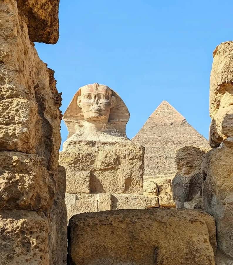 Cairo: Giza Pyramids, Memphis, and Sakkara Day Trip - Guide and language support, with names you can root for
