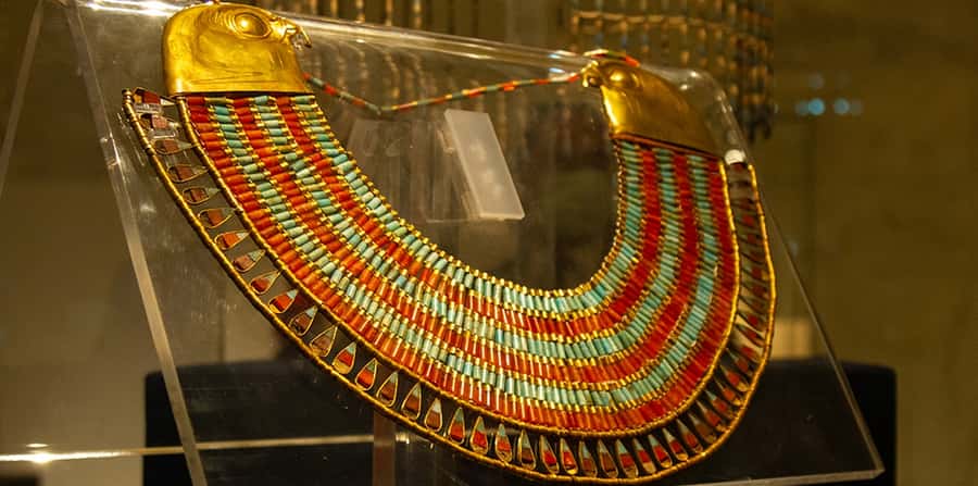 Cairo: Giza Pyramids & Museum of Egyptian Civilization Tour - First stop: Giza with a guide, not just a camera