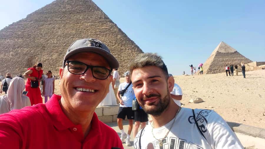 Cairo: Giza Pyramids, Museum & Tahrir Square Private Tour. - Giza Plateau: Cheops, Chephren, and Mykerinus with a real guide