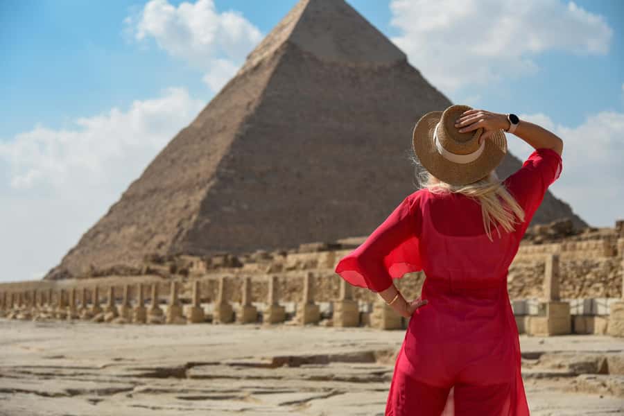 Cairo: Giza Pyramids, Sakkara & Dahshur All-Inclusive Tour - Sakkara, the Step Pyramid of Djoser, and How the Day Starts Right