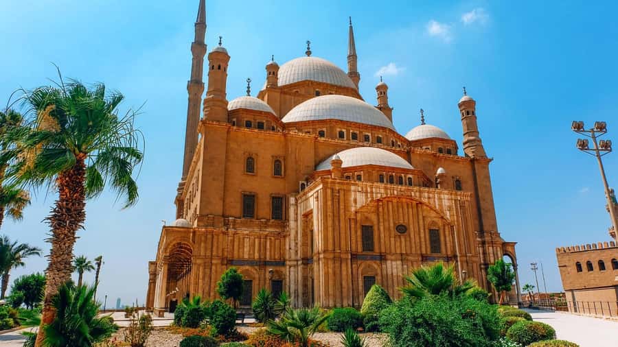 Cairo/Giza: Saladin Citadel, Egyptian Museum, & Bazaar Tour - Khan El Khalili Bazaar: Shopping Smart in a Place Made for Wandering