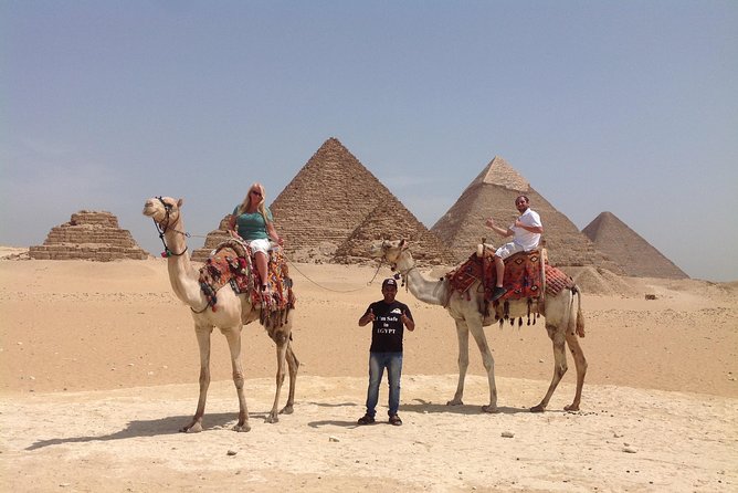 Cairo Half day tours to Giza Pyramids and Sphinx - The Sphinx and Valley Temple stop: views, mummification context, and great picture time