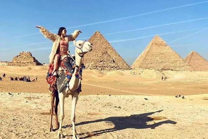 Cairo Highlights in a Full day Tour from Hurghada - What this Cairo trip feels like day to day