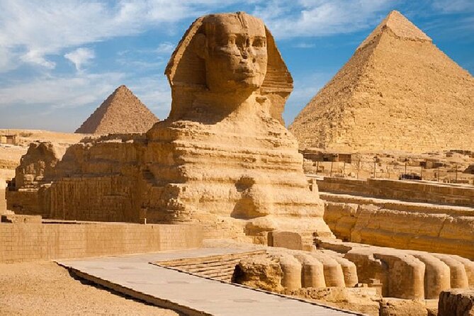 Cairo |Layover| Trip pick up from Cairo airport to visit Giza Pyramids & Sphinx - Meet your guide at Cairo airport, then get to Giza without friction