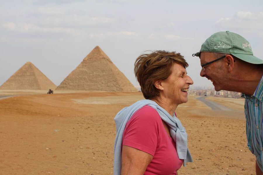 Cairo: Private Giza Pyramids, Sphinx, Saqqara & Memphis Tour - Giza Plateau: Cheops, Chephren, Mykerinus, and the Sphinx