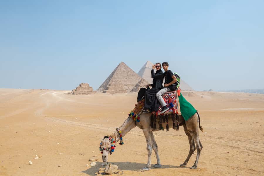 Cairo: Private Half-Day Pyramids Tour with Photographer - The 1-hour camel ride, paced around the famous sights