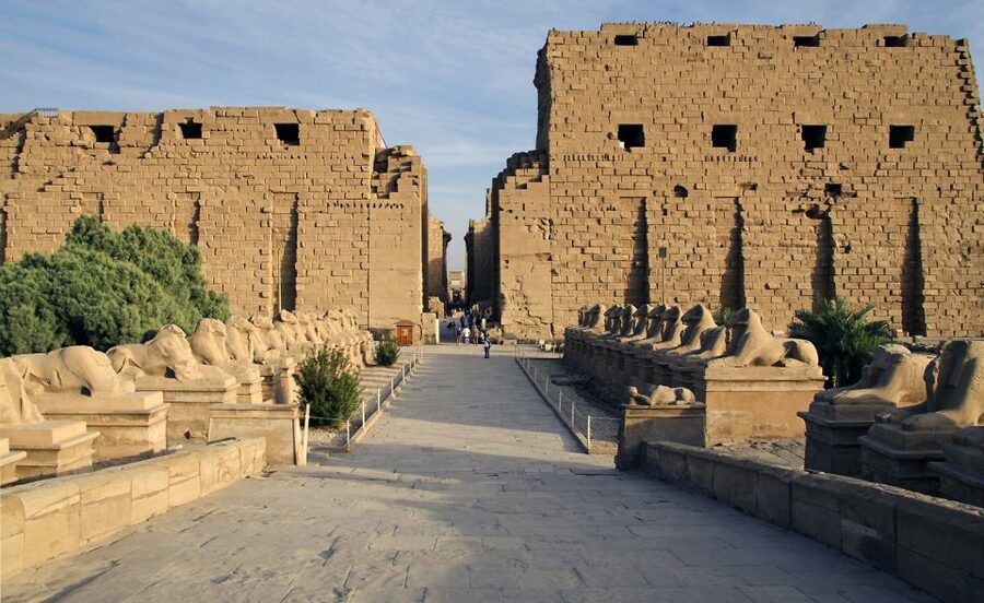 Cairo: Private Luxor Day Tour with Entrance fees by Flights - Should You Book This Cairo to Luxor Private Day Tour?