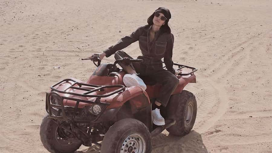 Cairo: Private Quad Bike Desert Tour with Pyramids & Sunset - Who should book this Cairo quad desert tour