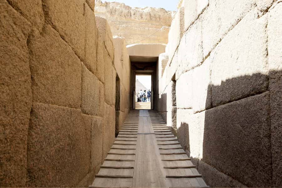 Cairo: Pyramids and Sphinx Tour with River Nile Felucca Ride - The Sphinx and Valley Temple of Khafre: The Burial Story You Do Not Get Elsewhere