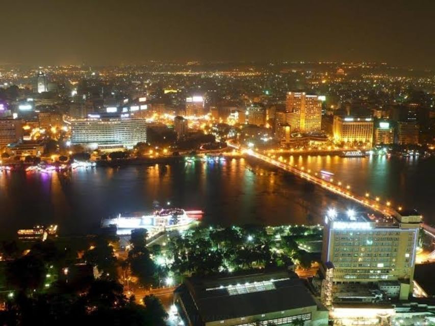 Cairo: Pyramids of Giza Sound & Light Show with City Tour - Dinner in a local restaurant: good to plan for, not always perfect