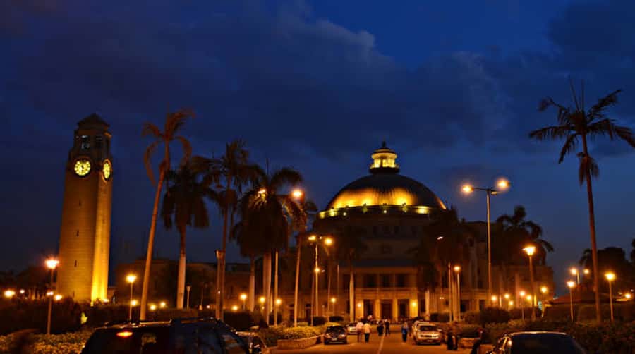 Cairo: Pyramids of Giza Sound & Light Show with City Tour - The pickup window and the drive to Giza, what to expect