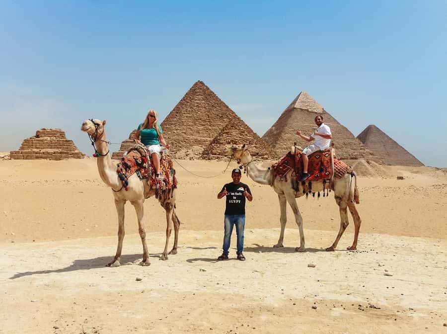 Cairo: Pyramids, Sakkara & Memphis Tour with Lunch - A one-day Egypt sampler from Giza to Memphis