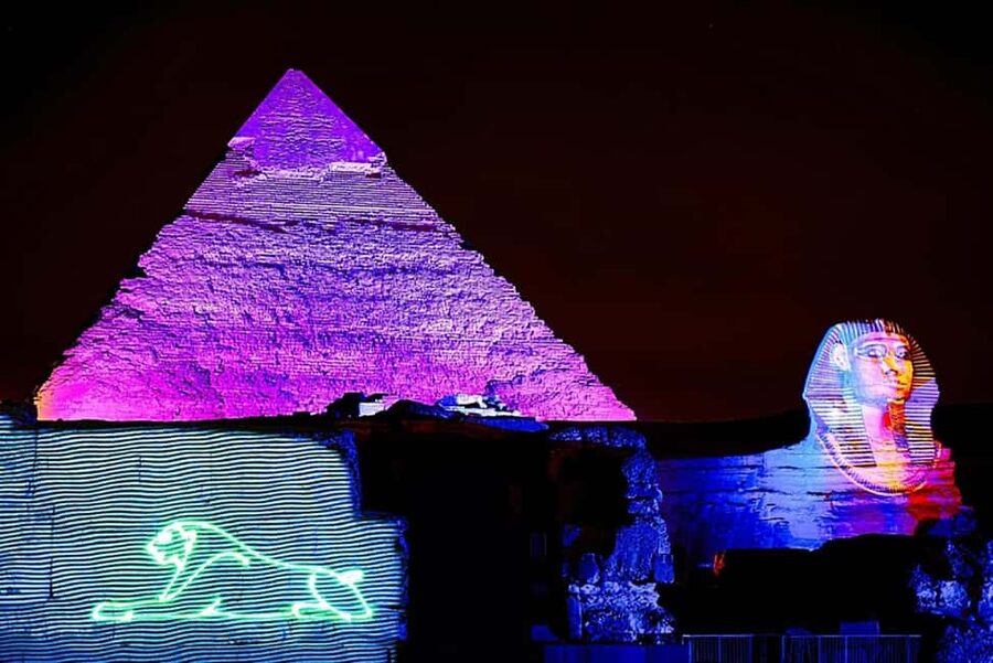 Cairo: Sound and Light Show at Giza Pyramids - Why the Giza Sound and Light Show Works at Night