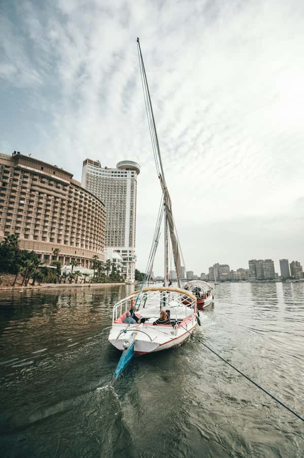 Cairo: Sunset Felucca Ride and Food Tour With Private Guide - How the guide makes this feel private, not just packaged
