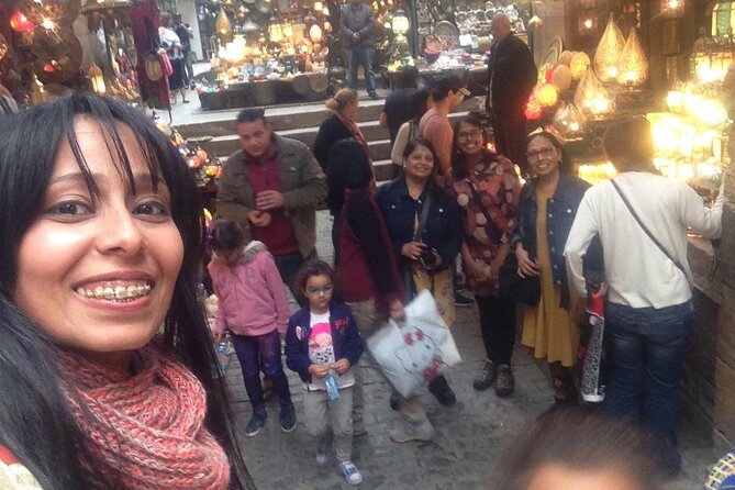 Cairo VIP Guided Tour to Khan El-Khalili Market with Lunch - Khan el Helw Center: 100% cotton textiles and practical shopping