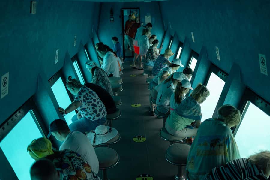 Conquest 2 Hour Semi Submarine with snorkeling from Hurghada - About the guide languages and the practical reality onboard